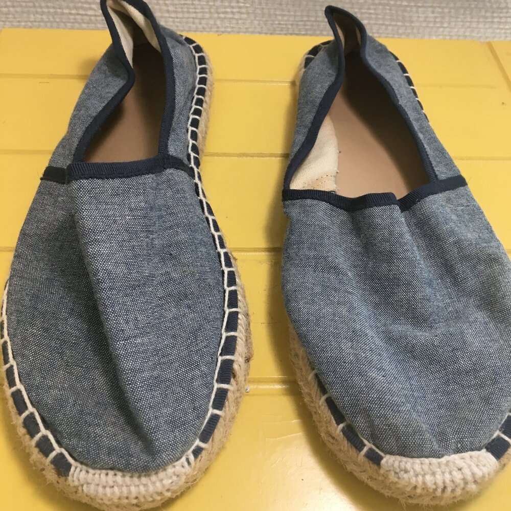 JCrew espadrille, 8 M, blue jean look with dark blue trim